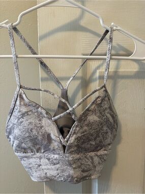 Lululemon Strappy Sports Bra size 6